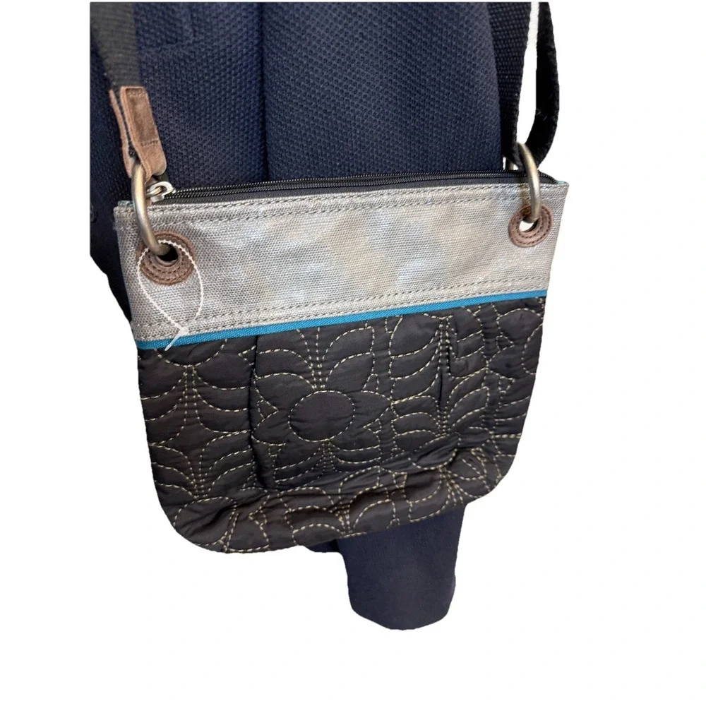 Fossil keyper crossbody